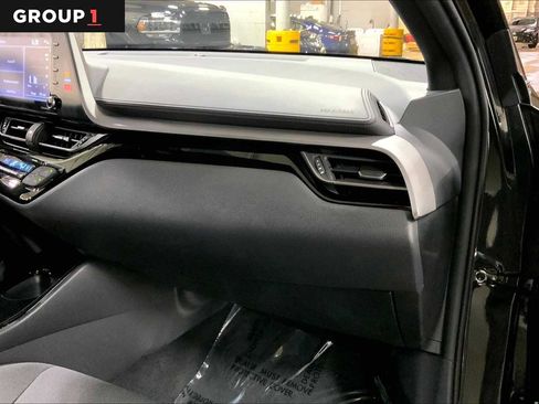 Used 2021 Toyota C-HR Nightshade image 18