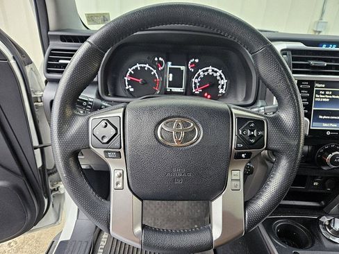 Used 2021 Toyota 4Runner SR5 image 27