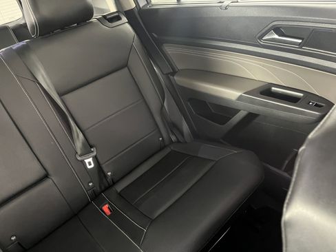 Certified 2023 Volkswagen Atlas SE AWD/4WD image 23
