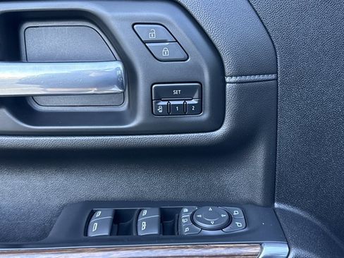 Used 2023 Chevrolet Silverado 2500 High Country image 20