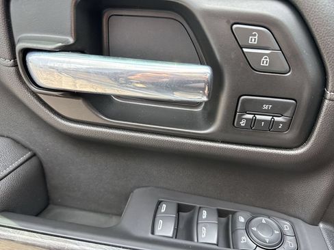 Certified 2021 Chevrolet Silverado 1500 LTZ AWD/4WD image 30