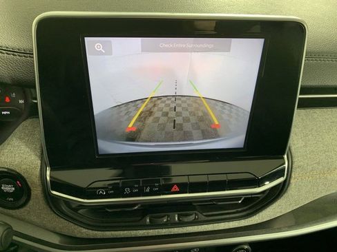 Used 2022 Jeep Compass Sport image 11