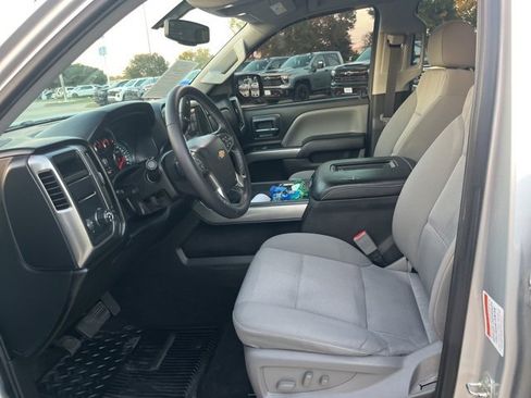Used 2018 Chevrolet Silverado 1500 LT w/ Texas Edition image 15