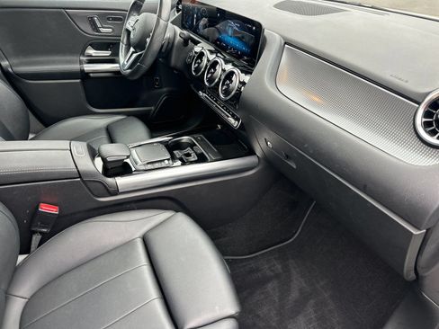 Used 2021 Mercedes-Benz GLA 250 4MATIC image 17