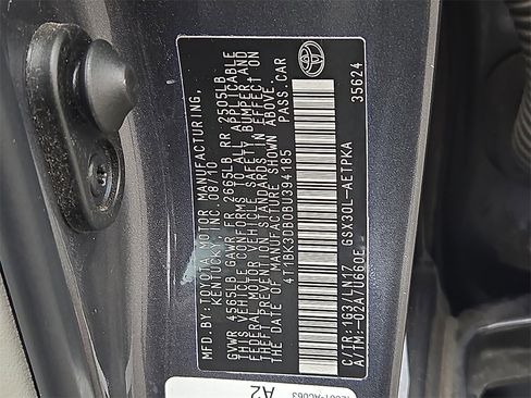 Used 2011 Toyota Avalon Limited image 29