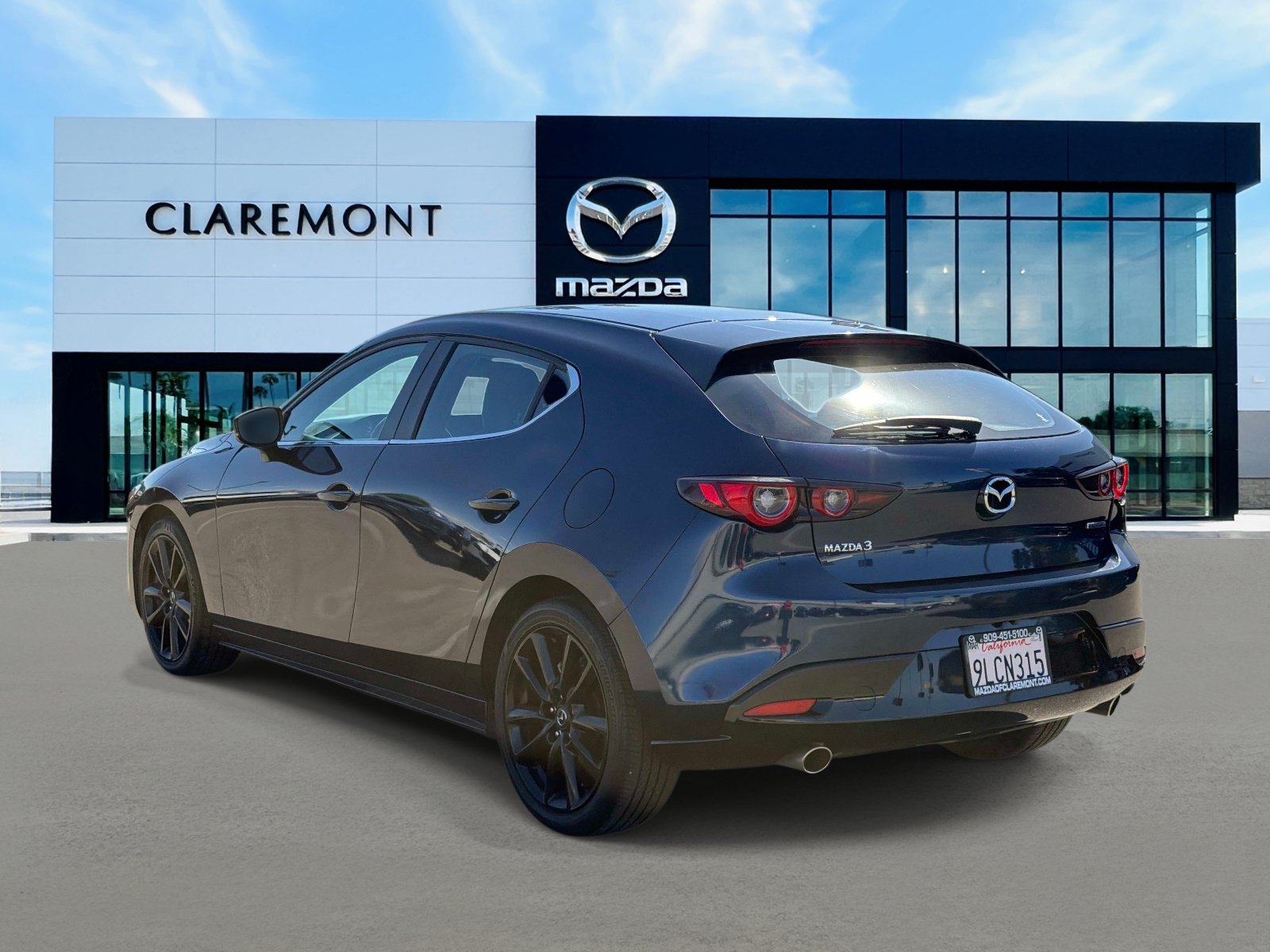 Used 2024 MAZDA MAZDA3 s FWD image 6