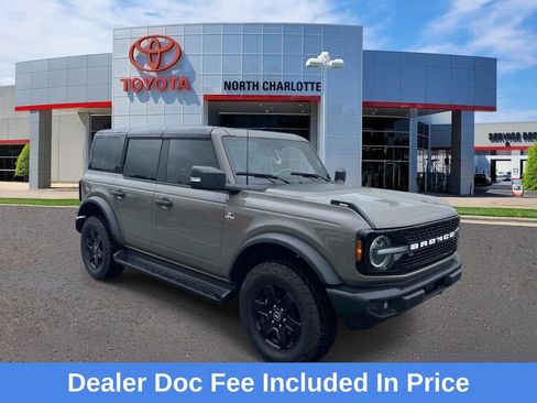 Used 2025 Ford Bronco Outer Banks AWD/4WD image 1