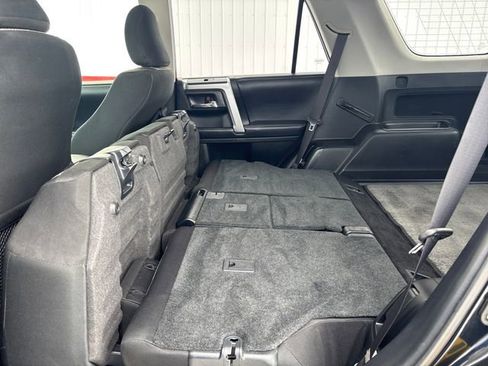 Used 2017 Toyota 4Runner SR5 image 38