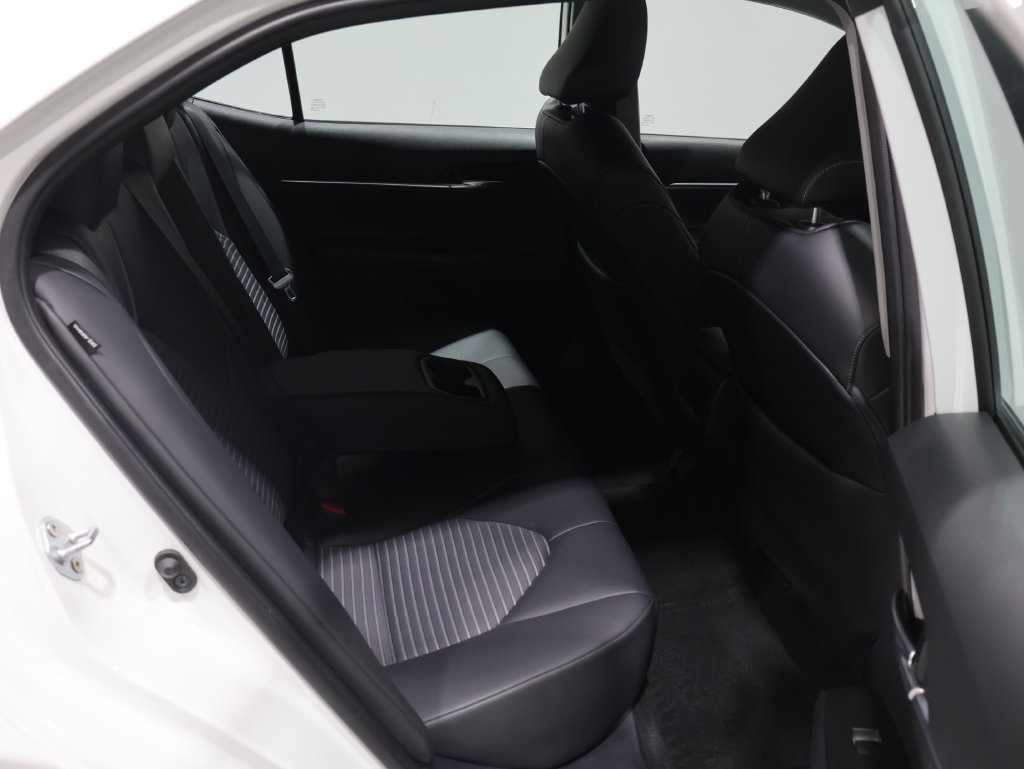Used 2024 Toyota Camry SE FWD image 19
