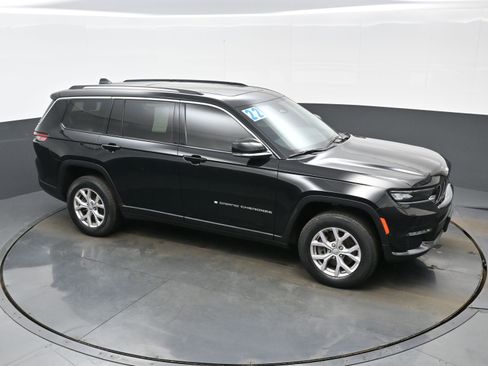 Used 2022 Jeep Grand Cherokee L Limited image 41
