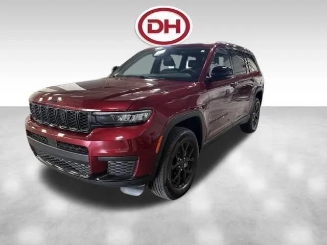 Used 2025 Jeep Grand Cherokee L Laredo AWD/4WD image 10