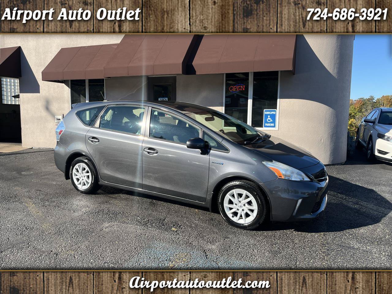 Used 2013 Toyota Prius V Three FWD image 1