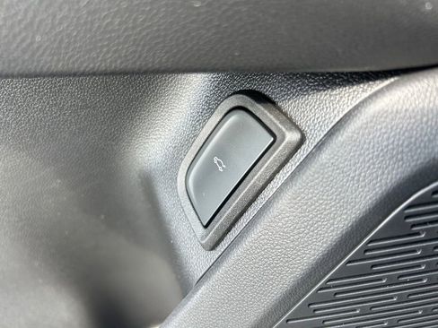 New 2026 Chevrolet Equinox ACTIV w/ Safety and Technology Package FWD image 45