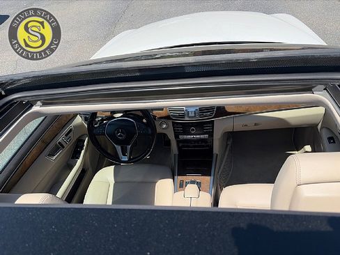 Used 2016 Mercedes-Benz E 350 4MATIC Wagon w/ Premium Package image 29