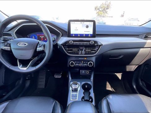 Used 2022 Ford Escape SEL w/ Technology Package image 14