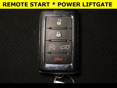 Used 2023 Jeep Grand Cherokee Altitude image 9