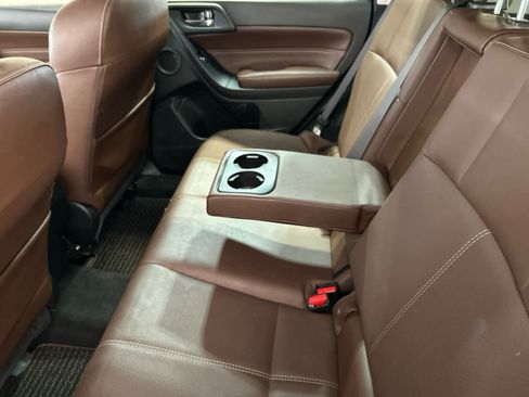 Used 2018 Subaru Forester 2.5i Touring w/ Popular Package #3B AWD/4WD image 5