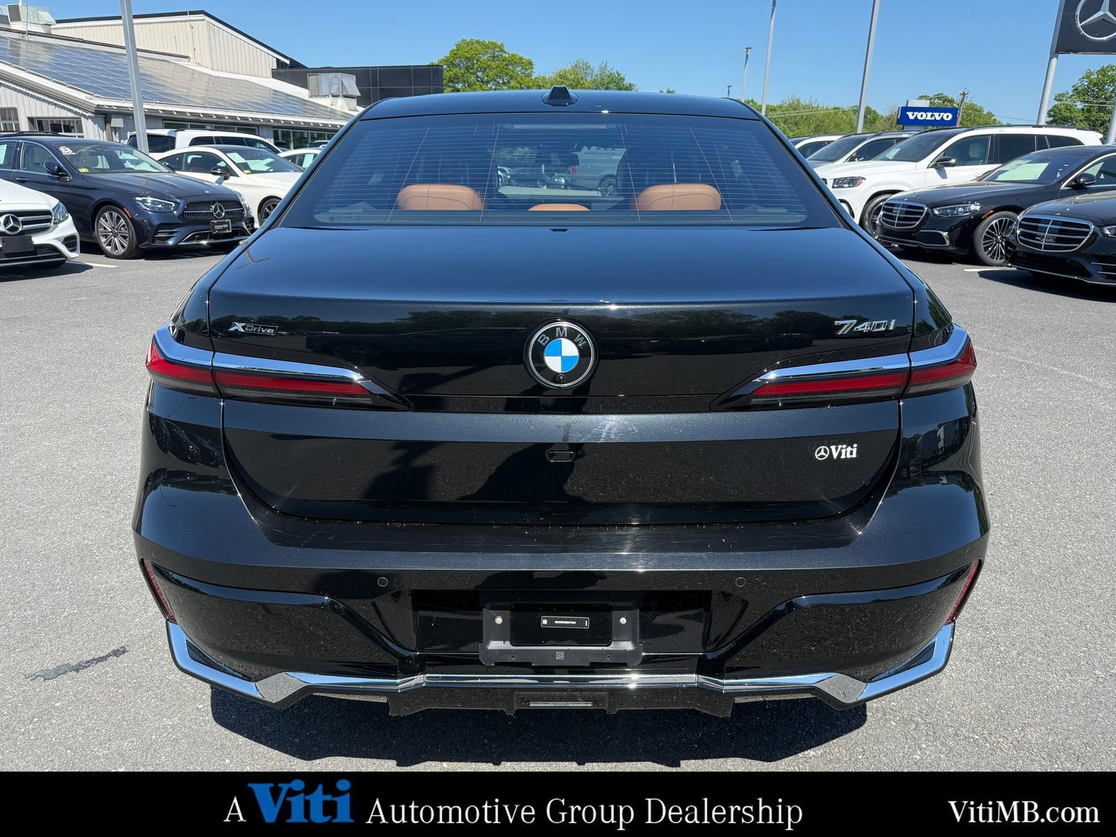 Used 2025 BMW 740i xDrive AWD/4WD image 7