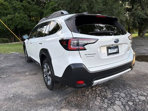 Certified 2023 Subaru Outback Touring XT AWD/4WD image 6