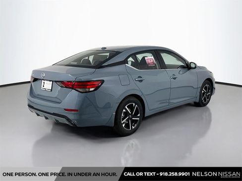 Used 2025 Nissan Sentra SV w/ All-Weather Package FWD image 5