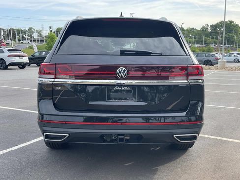 New 2026 Volkswagen Atlas SE FWD image 6