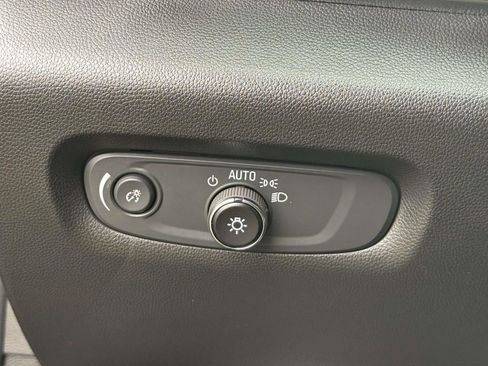 Used 2023 Chevrolet Traverse Premier w/ Redline Edition image 27