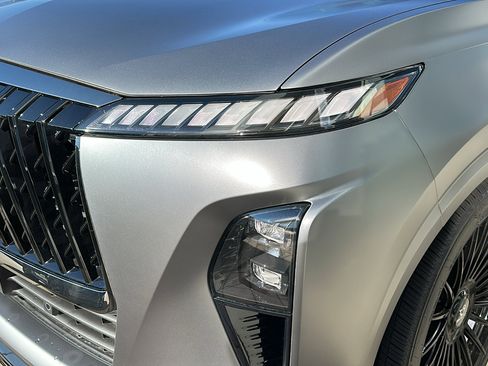 New 2026 INFINITI QX80 4WD image 4