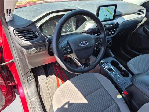 Used 2022 Ford Escape SE w/ SE Sport Appearance Package FWD image 10