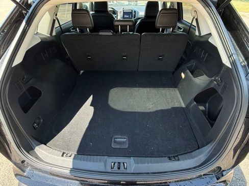 Used 2024 Ford Edge SEL AWD/4WD image 11