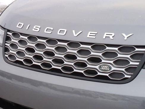 New 2026 Land Rover Discovery Limited Edition image 12