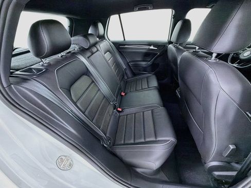 Used 2019 Volkswagen Golf R 4-Door AWD/4WD image 25