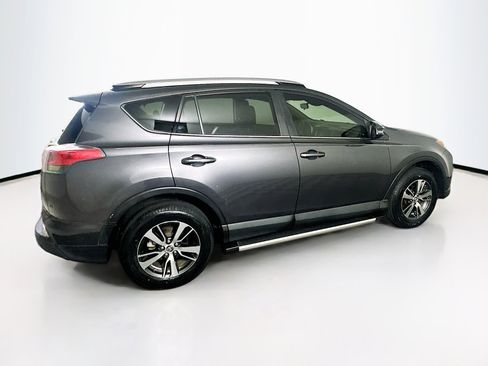 Used 2017 Toyota RAV4 XLE image 10