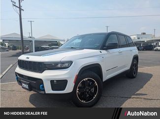 Used 2023 Jeep Grand Cherokee Trailhawk w/ Advanced Protech Group II AWD/4WD video 1