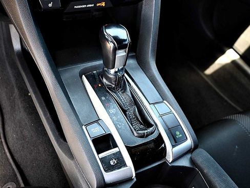 Used 2019 Honda Civic EX image 24