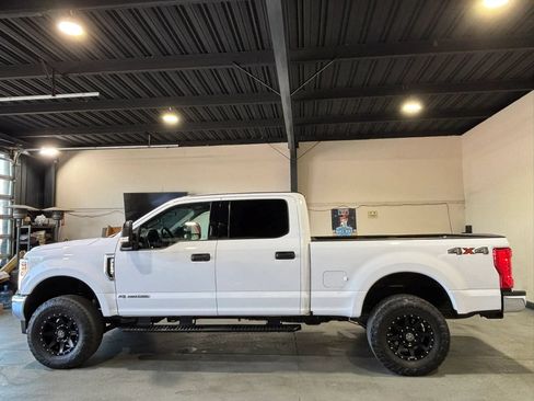 Used 2018 Ford F250 XLT AWD/4WD image 7