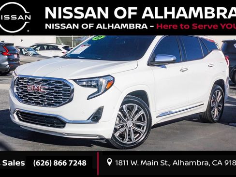 Used 2020 GMC Terrain Denali w/ Denali Premium Package image 1