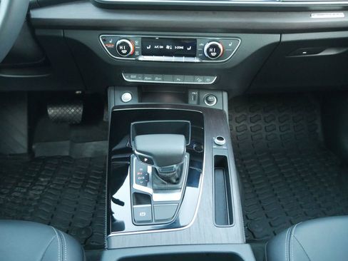 Used 2023 Audi Q5 2.0T Premium Plus w/ Premium Plus Package image 38