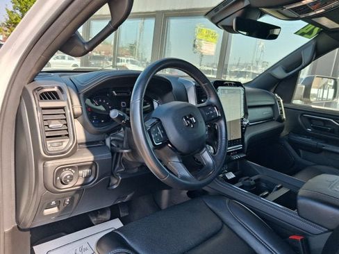 Used 2024 RAM 1500 Limited AWD/4WD image 16