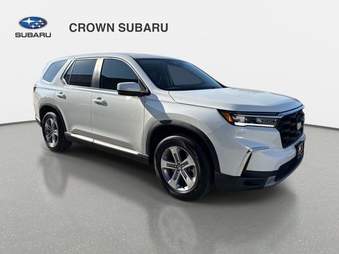 Used 2025 Honda Pilot EX-L image 2