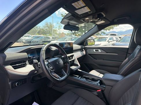 Used 2025 Ford Explorer ST-Line AWD/4WD image 25