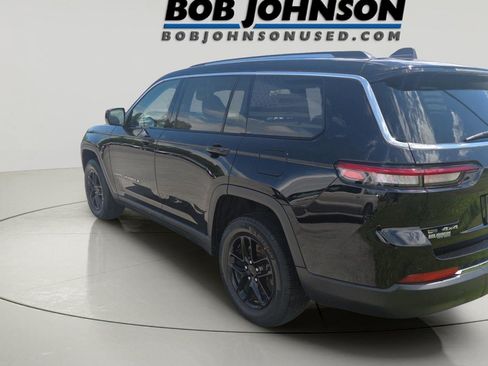 Used 2023 Jeep Grand Cherokee L Laredo w/ Luxury Tech Group I AWD/4WD image 6