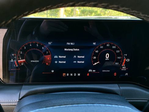 Used 2024 Ford Mustang GT Premium image 25