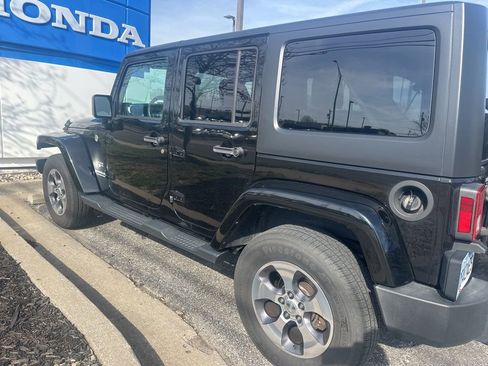 Used 2016 Jeep Wrangler Unlimited Sahara w/ Connectivity Group image 2