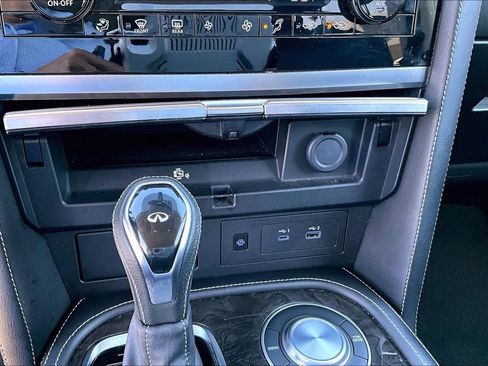 Certified 2024 INFINITI QX80 Luxe RWD image 33