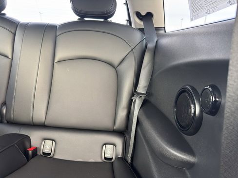 Used 2017 MINI Cooper S image 31