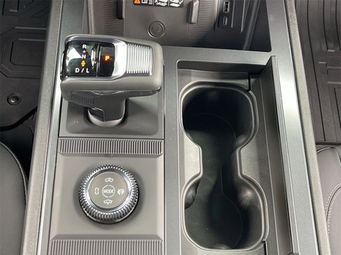 New 2026 GMC Hummer EV 4x4 Crew Cab image 16