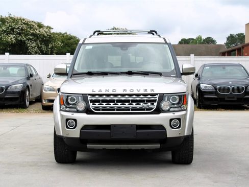 Used 2015 Land Rover LR4 HSE LUX image 2