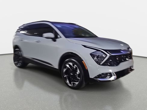 Used 2024 Kia Sportage SX image 3