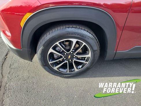 Used 2024 Chevrolet TrailBlazer LT w/ LT Cold Weather Package image 18