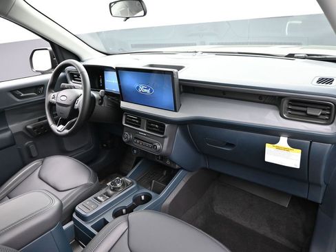 New 2025 Ford Maverick Lariat w/ Black Appearance Package image 35